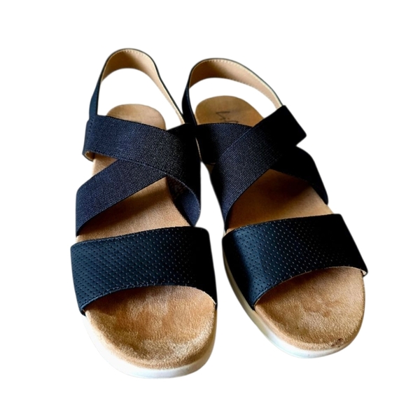 Life Stride Women's Black Strappy Sandals Velocity Size 7.5 Summer Spring - Picture 2 of 9